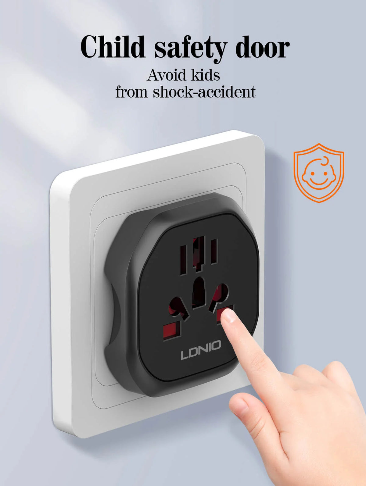 LDNIO Z7 Universal Travel Adapter