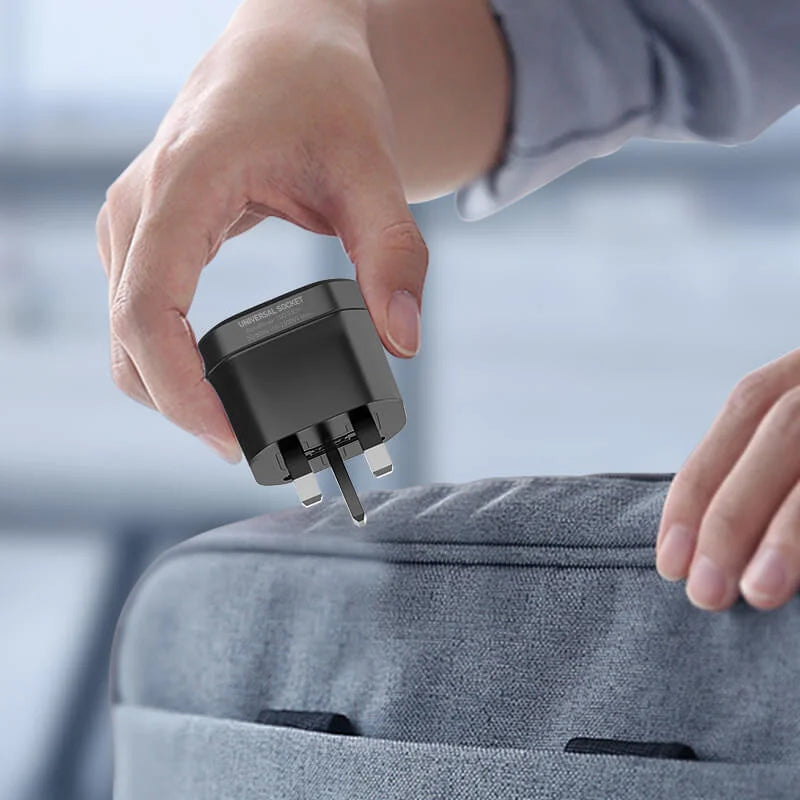 LDNIO Z7 Universal Travel Adapter